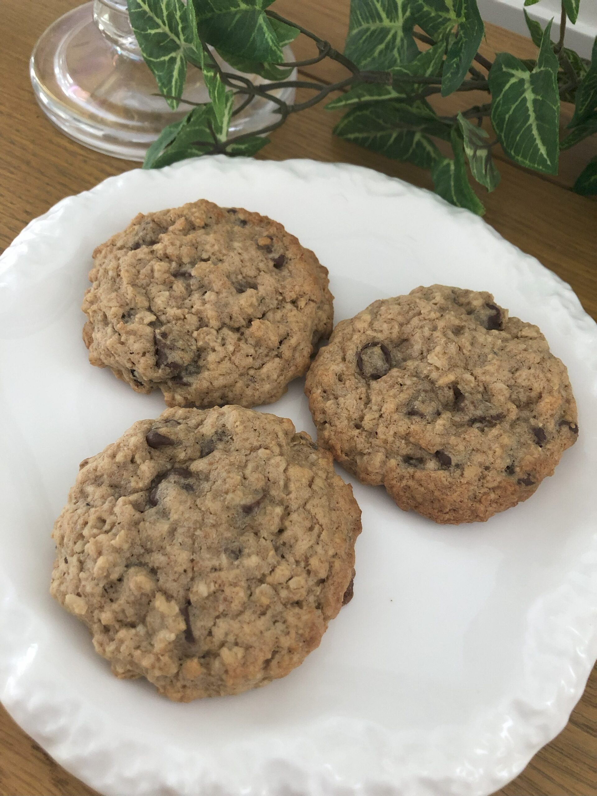 Banana Chocolate - Chip Oatmeal Cookies